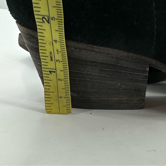 Aquatalia Black Booties Small Heel Suede Leather Womens 9 - Picture 9 of 11